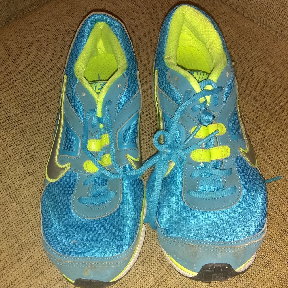 Women's nike shoes